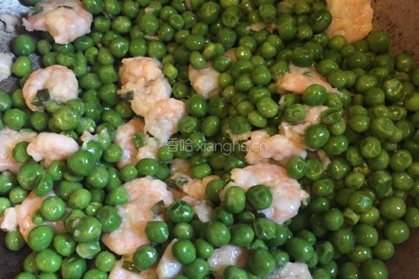 豌豆清炒虾仁的做法图解6