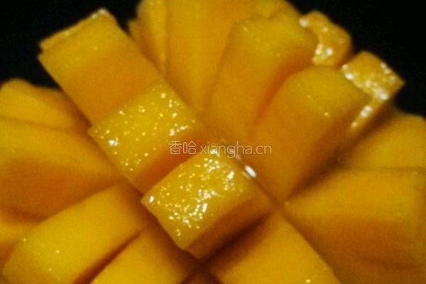 芒果切法的做法图解5