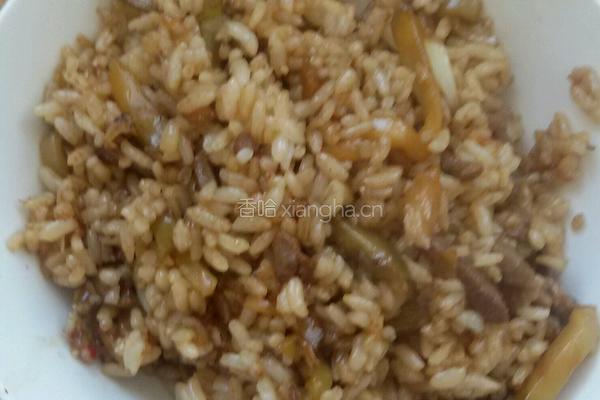 榨菜丝炒米饭，