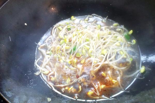 豆芽炒锦粉的做法图解3