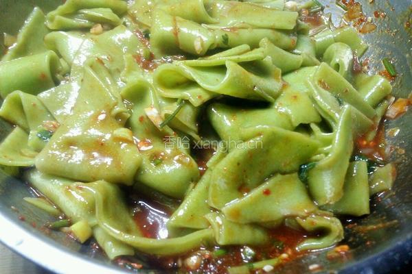油泼菠菜片片的做法图解4