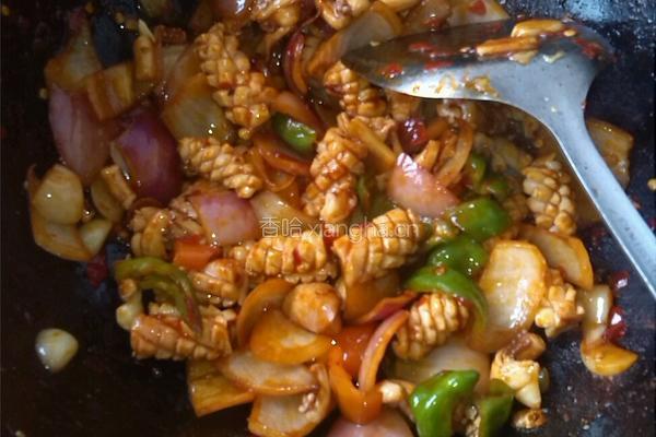 豆瓣酱爆鱿鱼的做法图解8