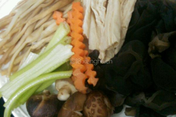 五彩罗汉斋的做法图解1
