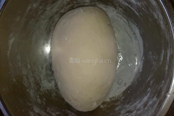 青椒茄子腊肠饼的做法图解1
