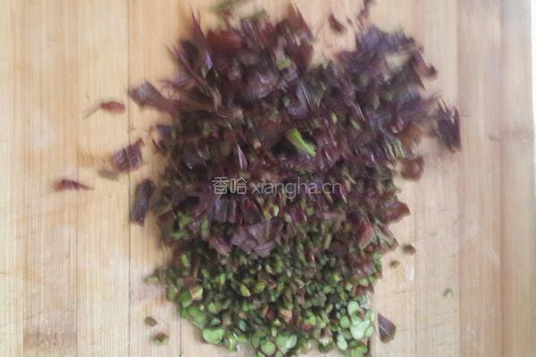 香椿芽煎鸡蛋的做法图解2
