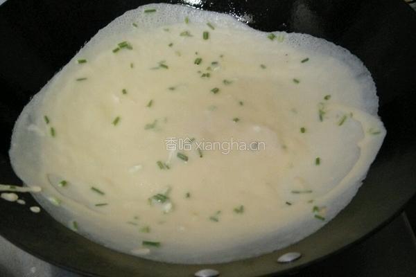 香葱鸡蛋煎饼卷凉拌菜的做法图解3