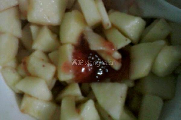 草莓苹果沙拉的做法图解2