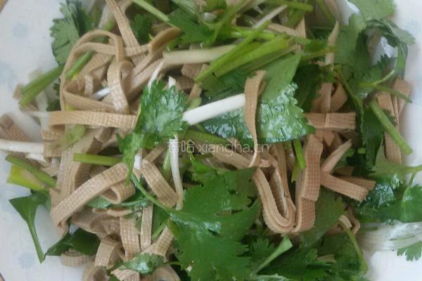 凉拌三河豆腐丝。的做法图解5