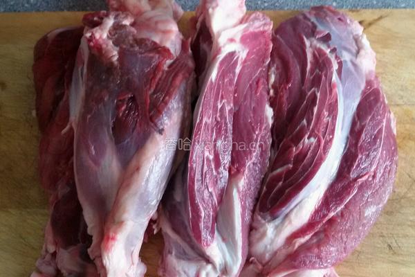 酱牛肉，酱牛蹄筋。的做法图解1