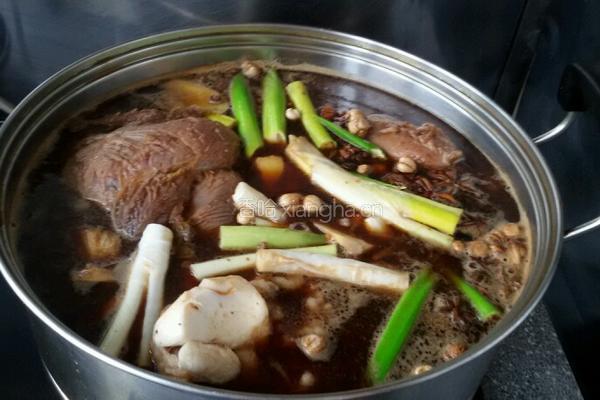 酱牛肉，酱牛蹄筋。的做法图解4