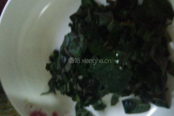 鸡蛋咸菜炒香椿的做法图解3
