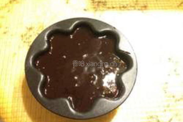 爆浆蛋糕的做法图解3