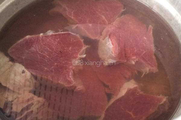 牛肉粒的做法图解3