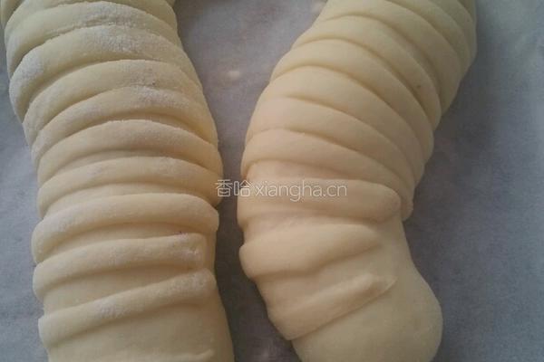 毛毛虫面包的做法图解11