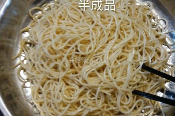 老妈凉面的做法图解1