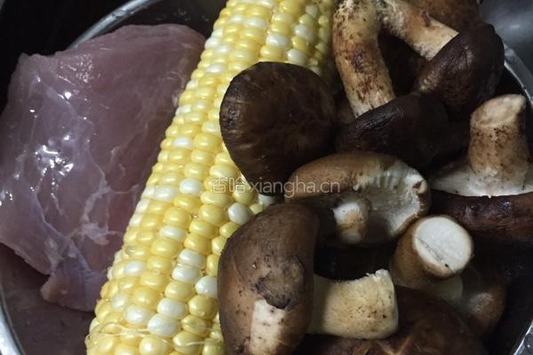 营养菠菜瑶柱瘦肉粥的做法图解2