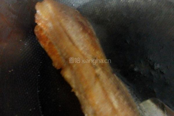 茄子扣肉的做法图解2