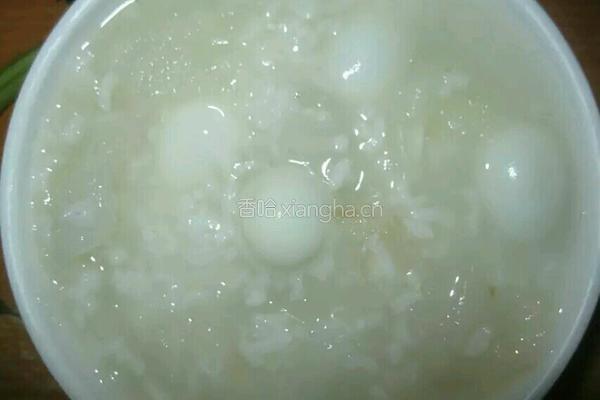 银耳鹌鹑蛋米粥的做法图解6