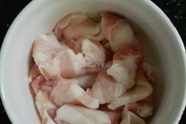 五花肉焖花豆的做法图解2