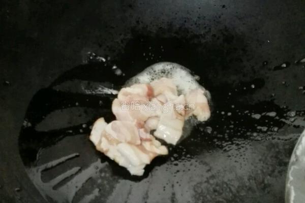 五花肉焖花豆的做法图解3