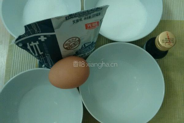 焦糖鸡蛋布丁的做法图解1