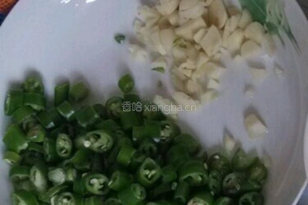空心菜梗炒辣椒肉末的做法图解2