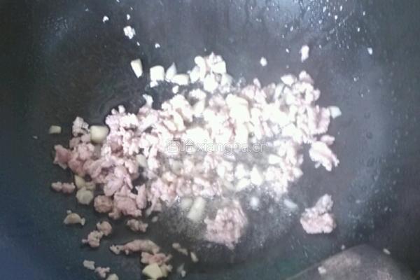 空心菜梗炒辣椒肉末的做法图解5