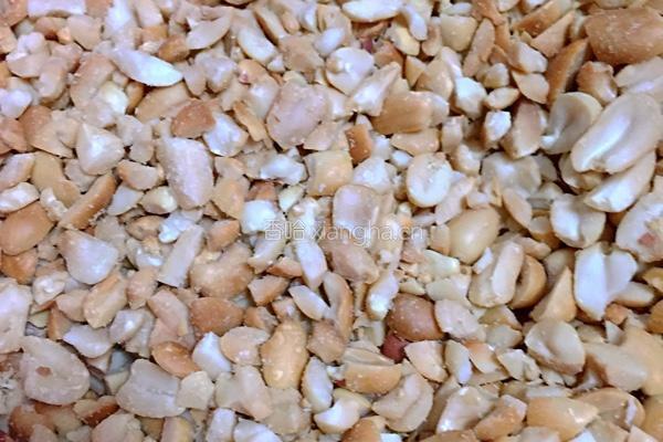 棉花糖版花生牛轧糖的做法图解4
