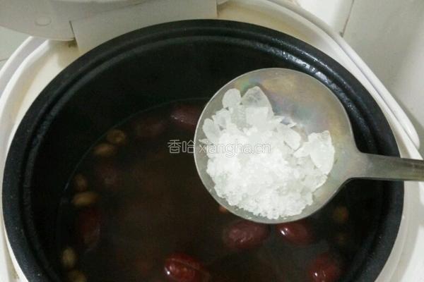 黑豆花生丰胸糖水的做法图解4