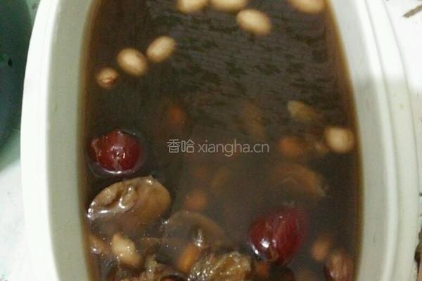 黑豆花生丰胸糖水的做法图解5