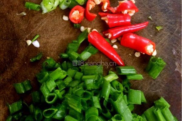 腊肠焖饭（电饭锅版）的做法图解3