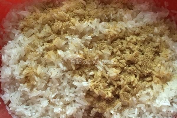 腊肠焖饭（电饭锅版）的做法图解4