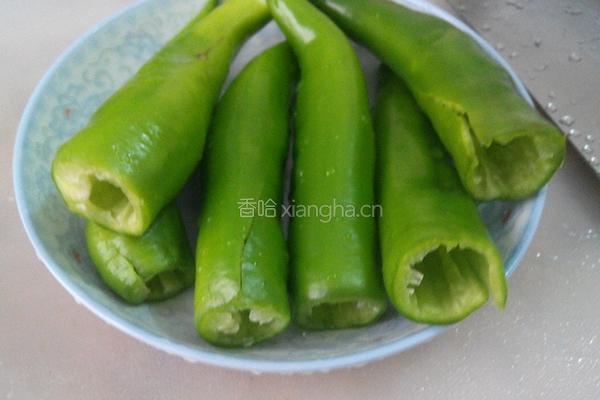 香菇肉酿尖椒的做法图解1