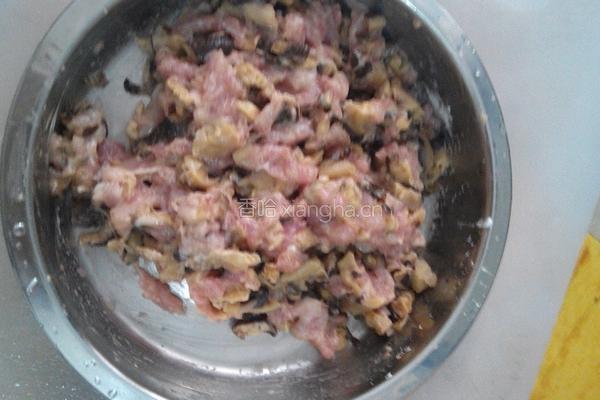 香菇肉酿尖椒的做法图解3