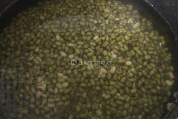 自制绿豆糕的做法图解1