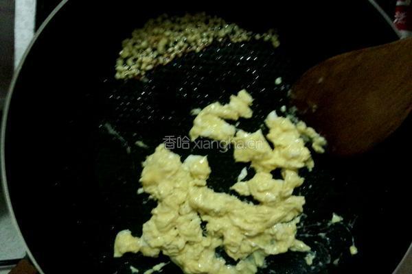 洋葱炒蛋的做法图解4