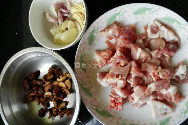 啫啫排骨的做法图解1