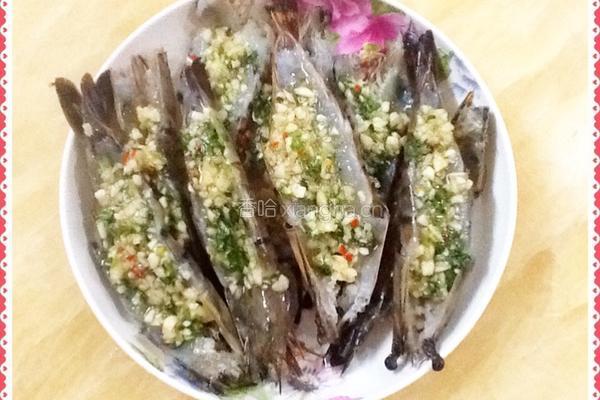 蒜蓉蒸木虾的做法图解5