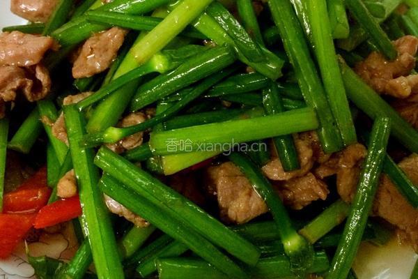 韭菜花小炒肉的做法图解5