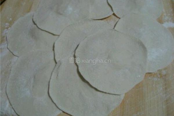猪肉白菜水煎包的做法图解5