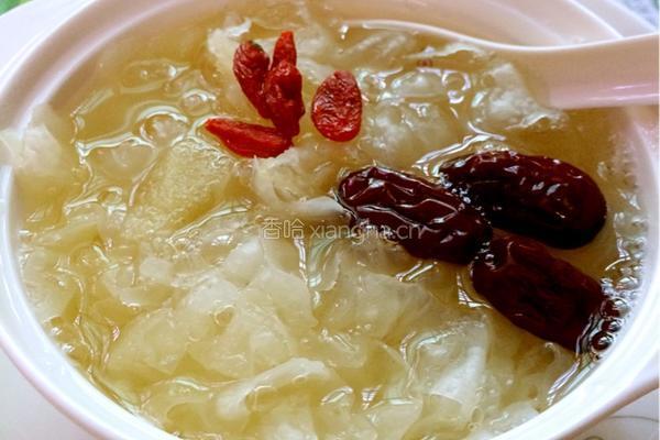 银耳雪梨糖水的做法图解5