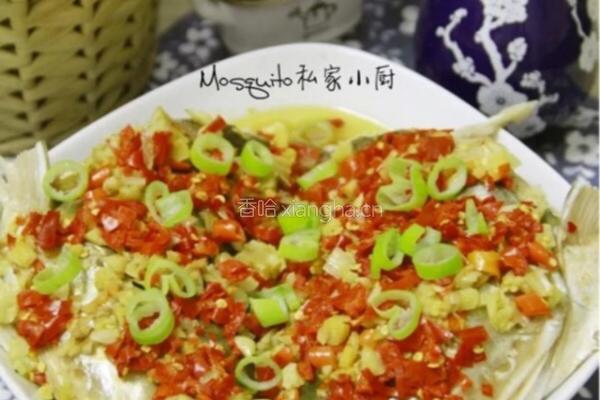 剁椒鱼头的做法图解9
