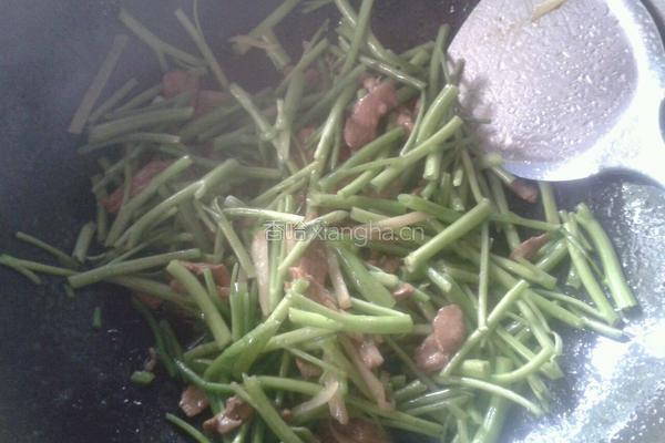 空心菜梗炒肉丝的做法图解3