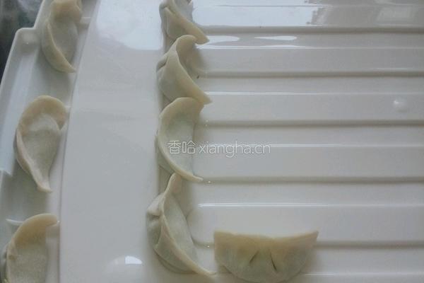 韭菜鲜虾肉馅饺子