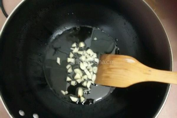 韭菜炒豆腐干的做法图解3