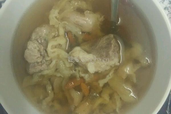 鱼胶党参骨头汤的做法图解4