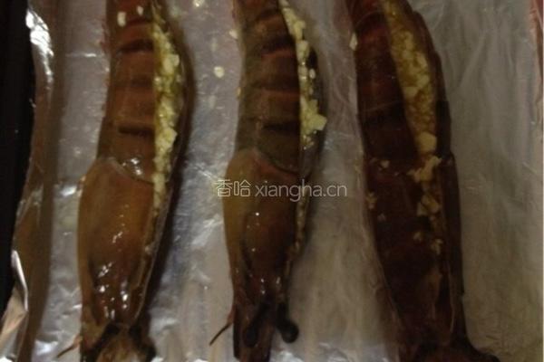 牛油焗大虾的做法图解2