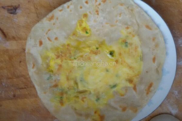 鸡蛋灌饼。的做法图解5