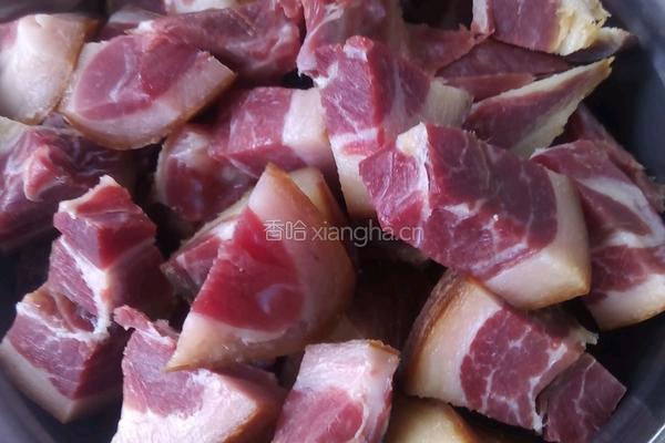 腊猪脚炖海带的做法图解7