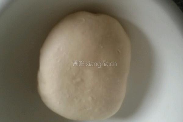 炸油条。的做法图解1